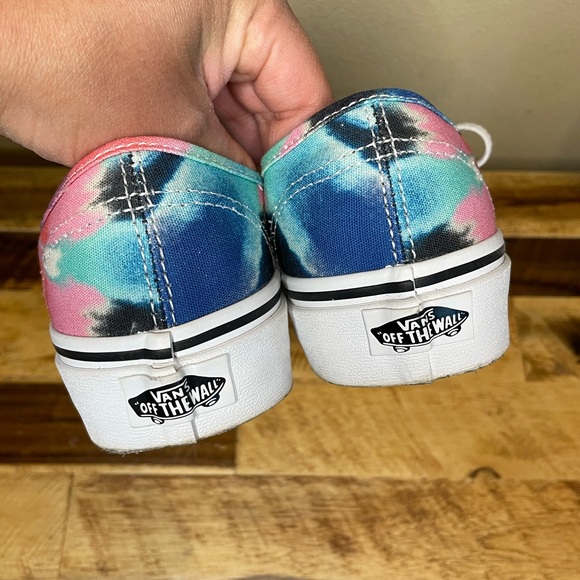 Vans Pink & Blue Tie Dye Authentic Multi & True White Women’s Canvas Shoes US 7 - Picture 7 of 11
